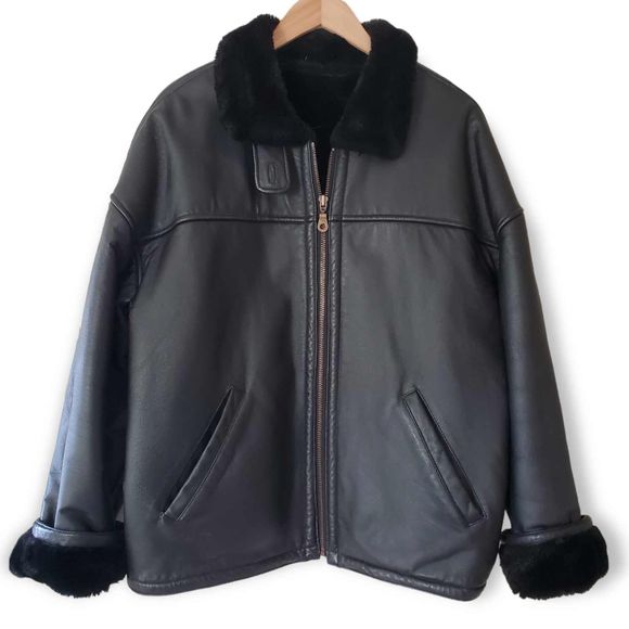 Wilsons Leather Other - 90s Wilsons Black Leather Bomber Jacket